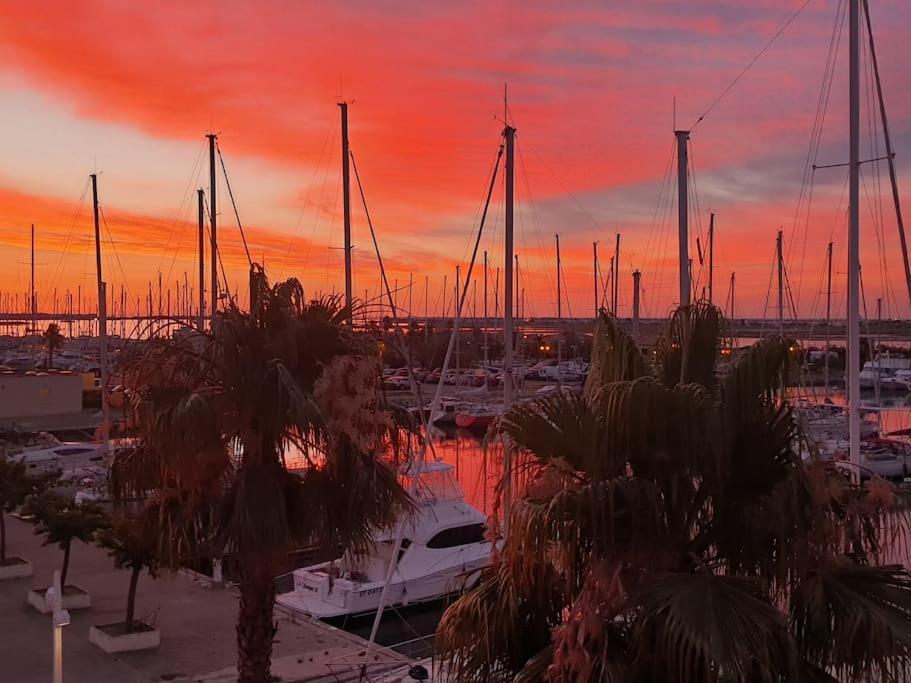 Apartment Au Bord De L'eau, Profitez D'un Moment De Calme ! Gruissan